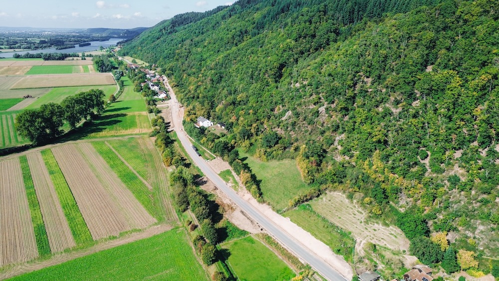 Ausbau Staatsstraße 2115 östlich von Sulzbach a. d. Donau - ALTMANN Ingenieure plant Straßenneubau