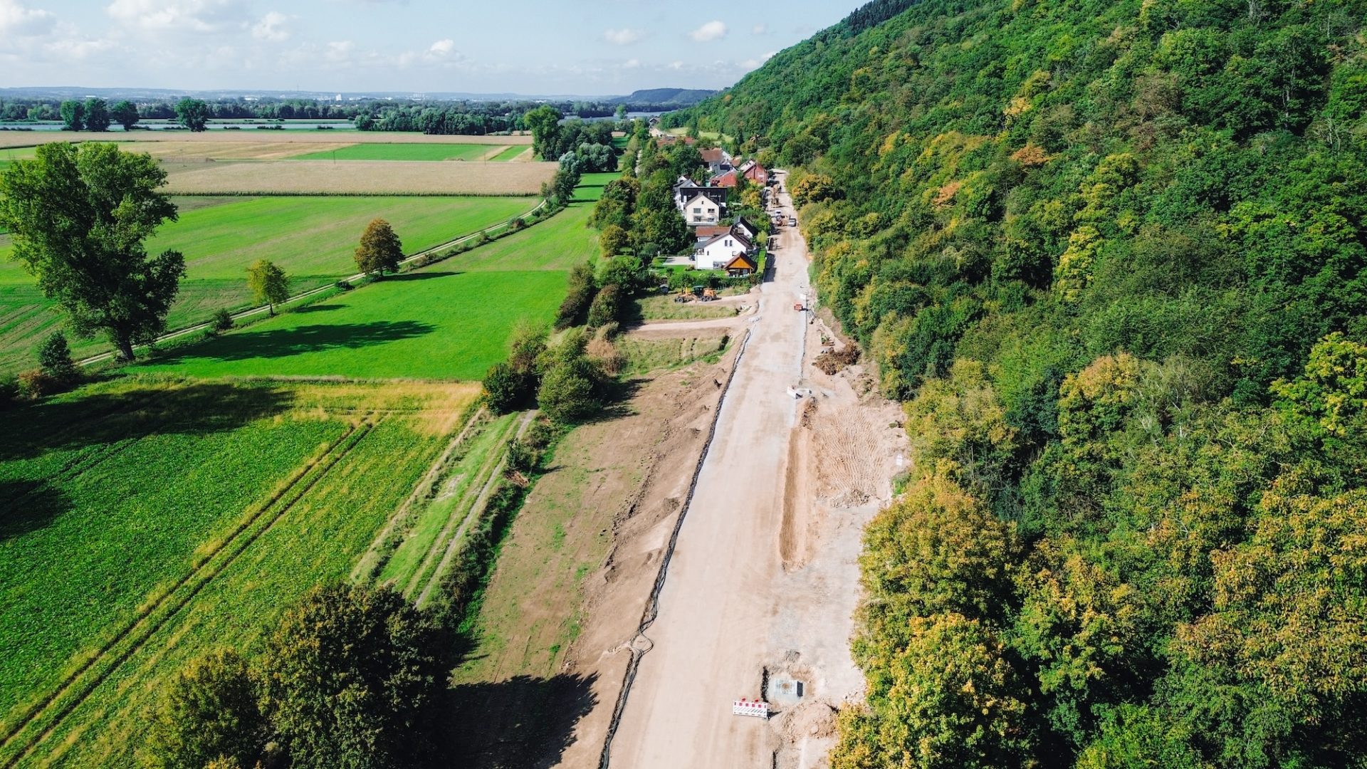 Ausbau der Staatsstraße 2125 östlich von Sulzbach a. d. Donau