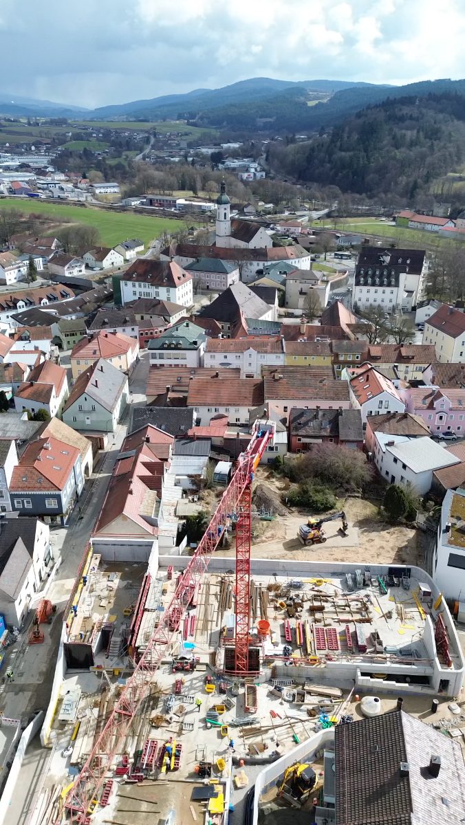 Parkhaus mit Stadtbibliothek in Bad Kötzting